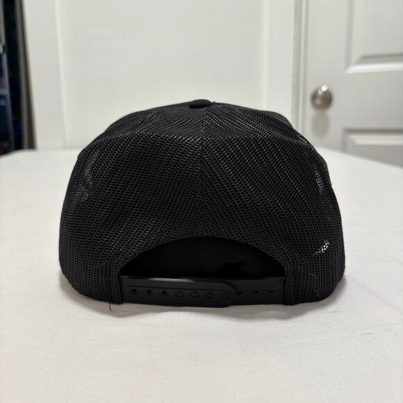 Local Authority Malibu Racing Adjustable Trucker Snapback Black - Picture 4 of 7